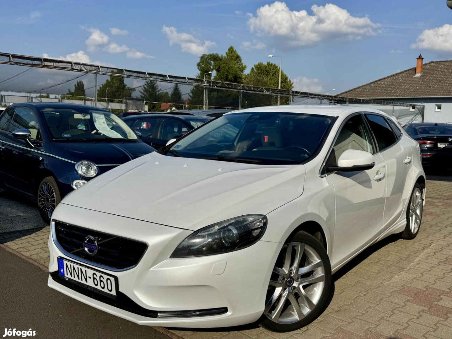 Volvo V40 2.0 D [D3] Summum R-Design Geartronic...